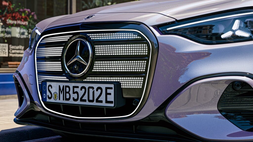 Mercedes-Benz C 300 Electric sedan, the new entry-level electric C-Class (Photo credit: Mercedes)